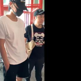 人贵自立